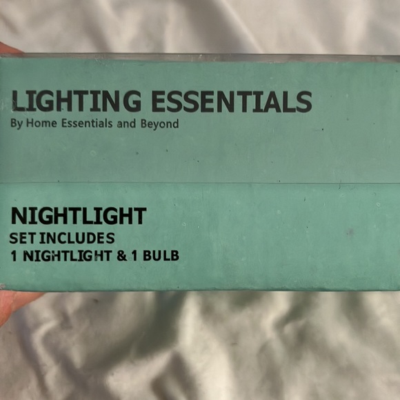 🆕 in box House shaped nightlights with blue cherry blossom pattern - Picture 3 of 6